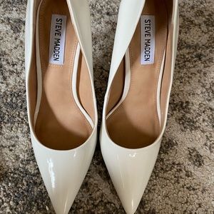 Steve Madden White Heels size 7.5